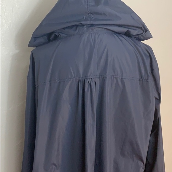 Blue Raincoat - Picture 5 of 8